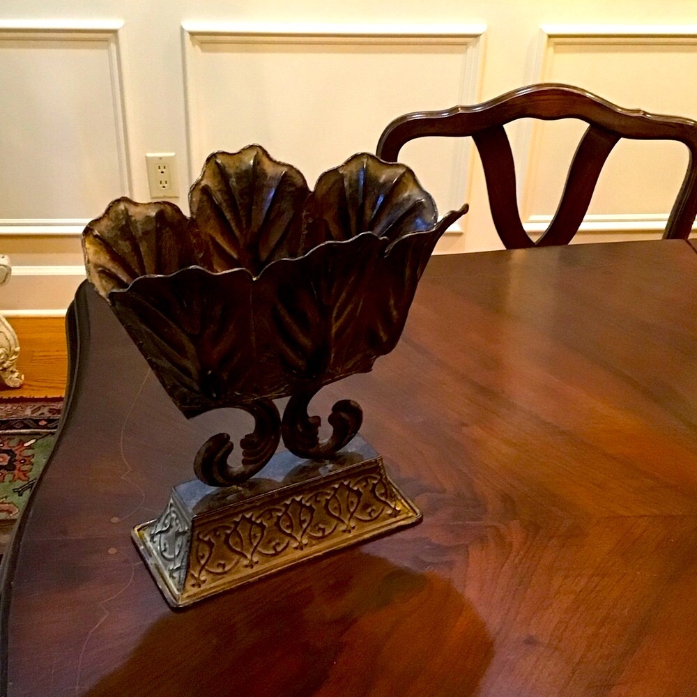 Elegant Bronze Decorative Planter